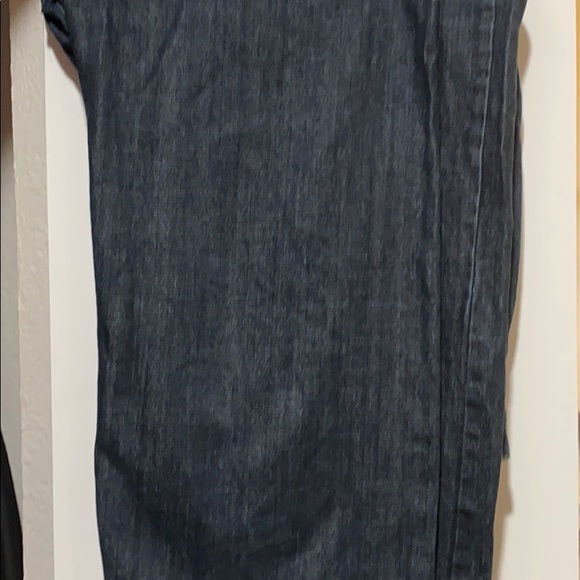 Levi’s - Picture 4 of 5